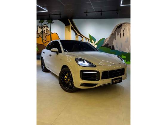 PORSCHE CAYENNE 3.0 V6 E-HYBRID COUPÉ PLATINUM EDITION AWD TIPTRONIC S